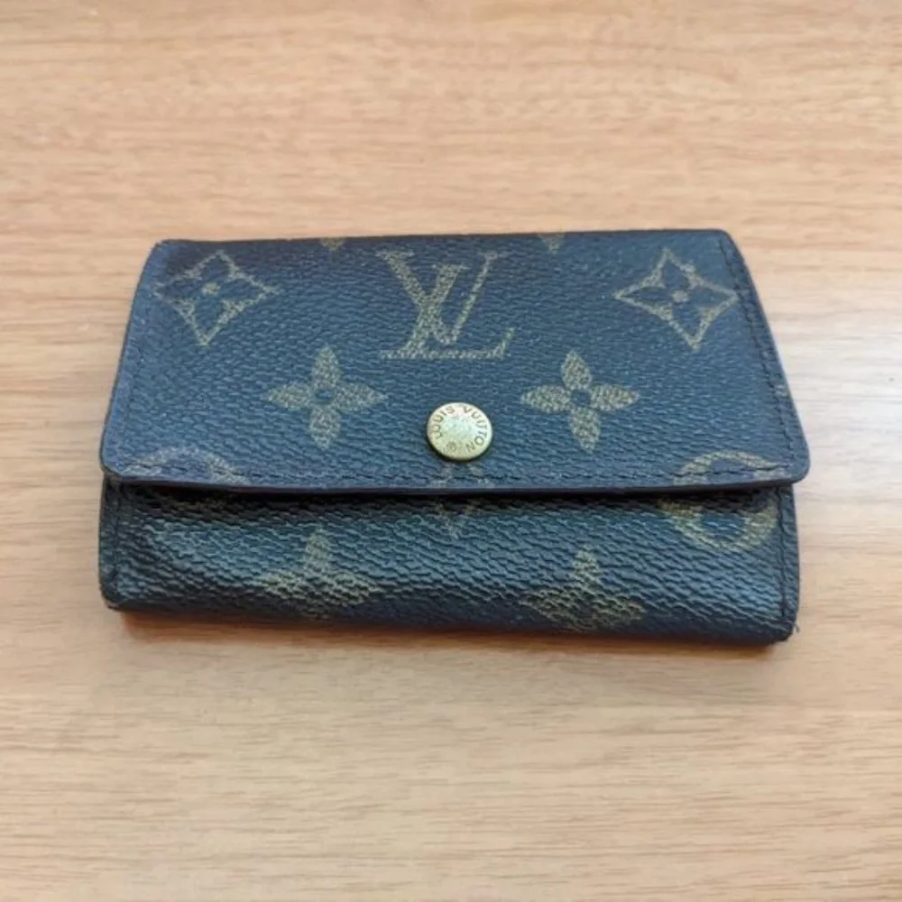 Louis Vuitton Monogram Key Holder/Wallet #1227💥PRICE DROP💥
